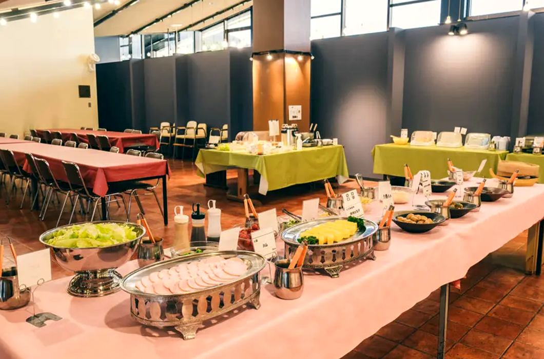 【池の平温泉】スキー場隣接ホテルでのレストランスタッフ！